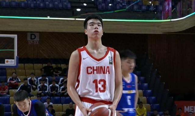 电子游戏平台-媒体人:国青这么难打跟放弃挡拆发起有关 下半场就看谁防守更好