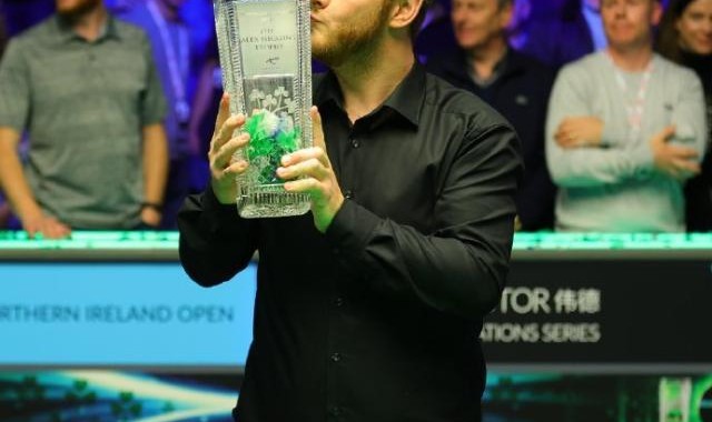 pg电子官网-北爱赛艾伦卫冕 周跃龙三次冲击排名赛首冠失利