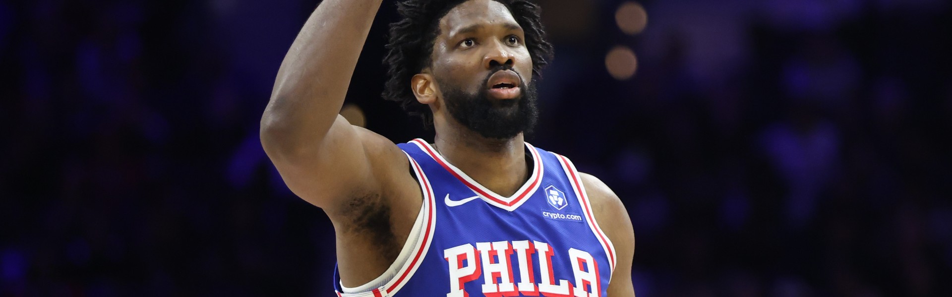 pg电子-很亏！首节末恩比德造成犯规 猛龙选择挑战但失败了