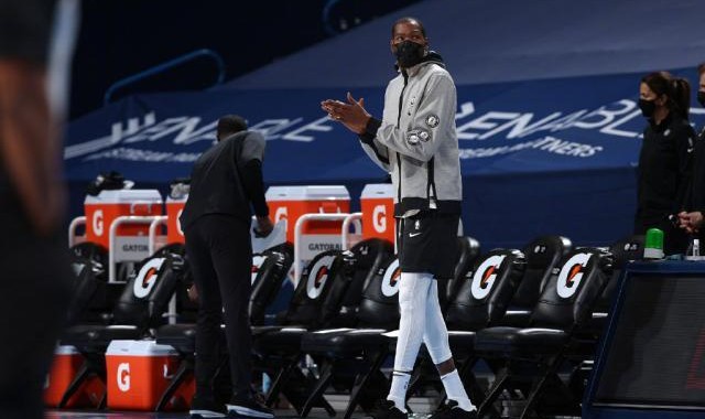 电子游戏平台-KD缺阵也能轰147分 哈登欧文率领篮网9人上双