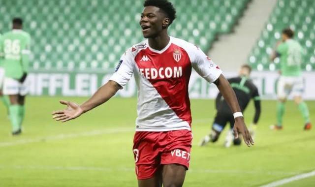 西媒：安切洛蒂亲自打电话 劝楚阿梅尼加盟皇马