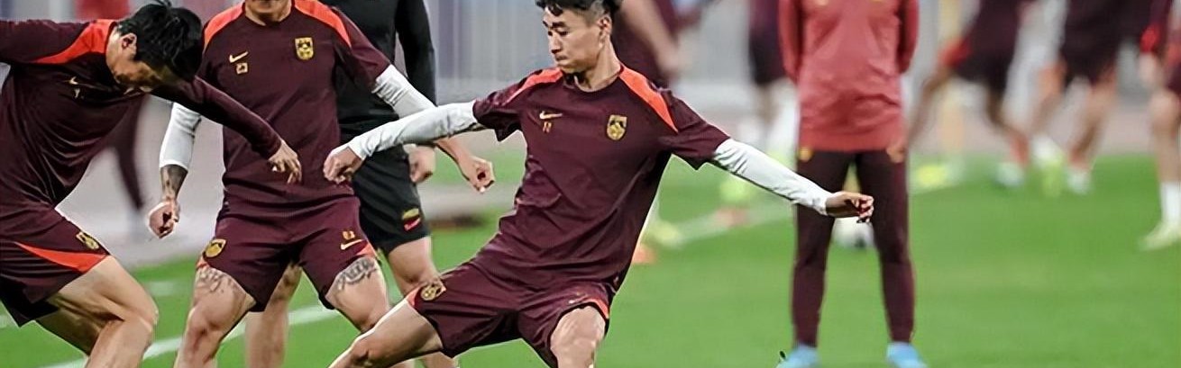 电子游戏平台-振奋！中国男足逼平身价十亿豪门，天才中锋爆发，给U23做出榜样