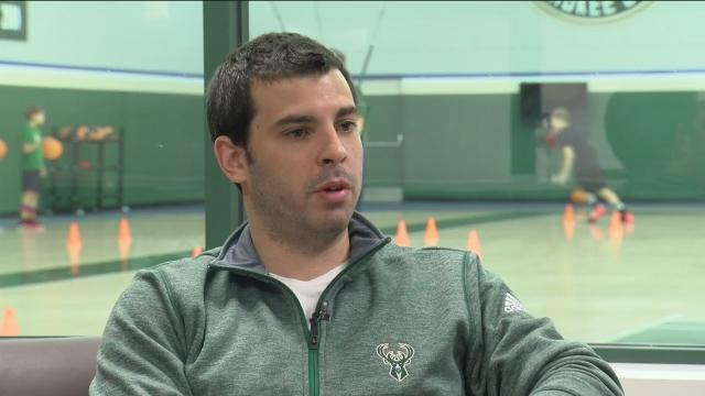 1611974354058099184.jpg maxresdefault.jpg